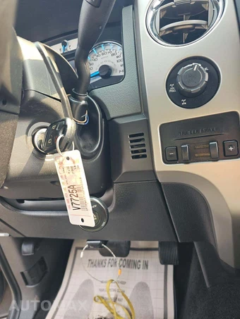 2013 Ford F-150 XLT Crew Cab Medium Bed - miniatura 5