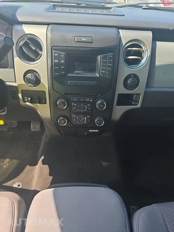 2013 Ford F-150 XLT Crew Cab Medium Bed - miniatura 11