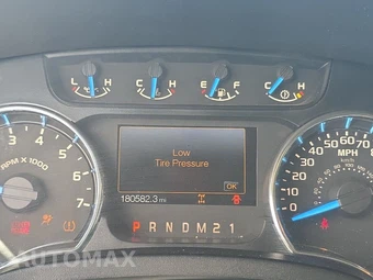 2013 Ford F-150 XLT Crew Cab Medium Bed - miniatura 12