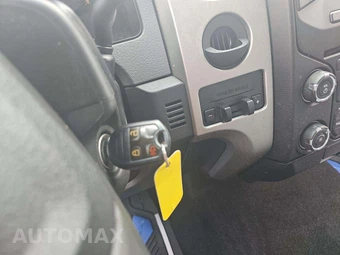 2013 Ford F-150 XLT Crew Cab Short Bed – miniatura 5