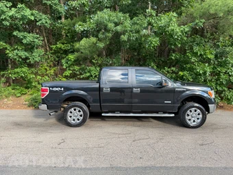 2013 Ford F-150 XLT Crew Cab Short Bed - miniatura 6