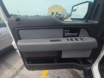 2013 Ford F-150 XLT Extended Cab Medium Bed w/Rear Doors – miniatura 9