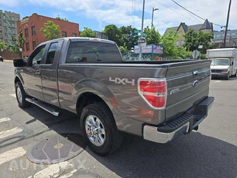 2013 Ford F-150 XLT Extended Cab Medium Bed w/Rear Doors - miniatura 2