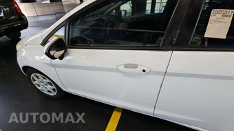 2013 Ford Fiesta S Sedan – miniatura 26