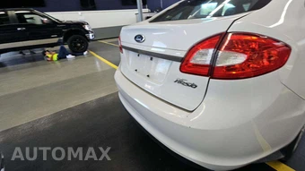 2013 Ford Fiesta S Sedan – miniatura 29