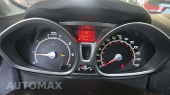 2013 Ford Fiesta SE Hatchback – miniatura 18