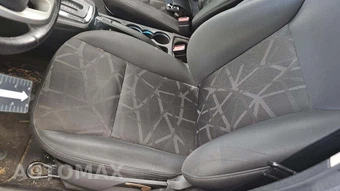 2013 Ford Fiesta SE Hatchback – miniatura 22