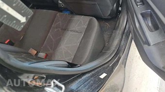 2013 Ford Fiesta SE Hatchback – miniatura 25