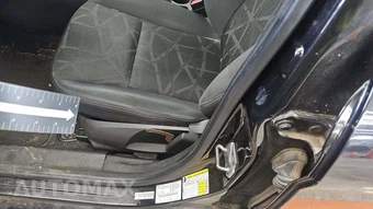 2013 Ford Fiesta SE Hatchback – miniatura 30