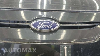 2013 Ford Fiesta SE Hatchback – miniatura 32