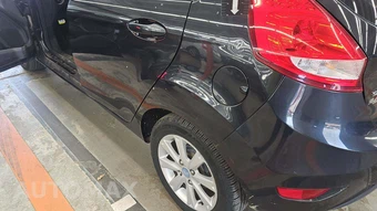 2013 Ford Fiesta SE Hatchback – miniatura 35