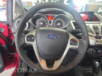 2013 Ford Fiesta SE Hatchback – miniatura 10