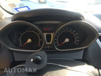 2013 Ford Fiesta SE Hatchback – miniatura 12