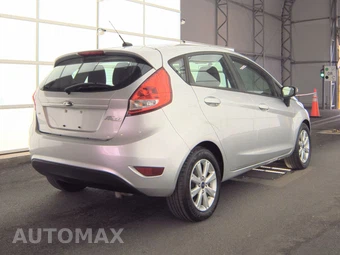 2013 Ford Fiesta SE Hatchback – miniatura 4