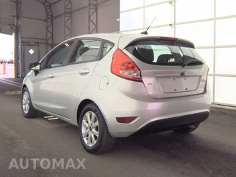 2013 Ford Fiesta SE Hatchback – miniatura 6