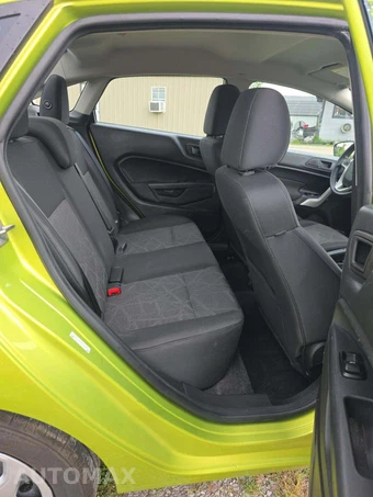 2013 Ford Fiesta SE Sedan – miniatura 13