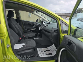 2013 Ford Fiesta SE Sedan – miniatura 15