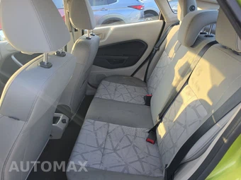 2013 Ford Fiesta SE Sedan – miniatura 13