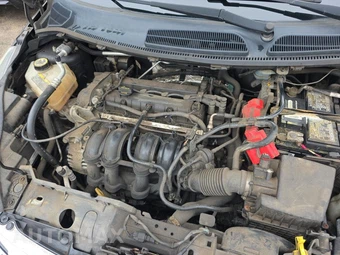 2013 Ford Fiesta SE Sedan – miniatura 18