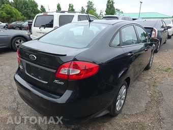 2013 Ford Fiesta SE Sedan – miniatura 4