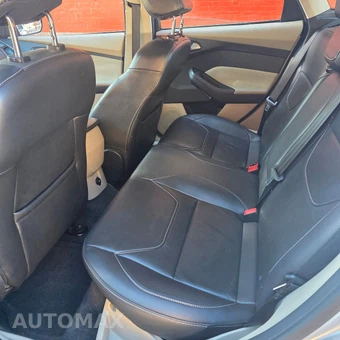 2013 Ford Focus Electric Hatchback - miniatura 12