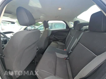 2013 Ford Focus S Sedan – miniatura 13