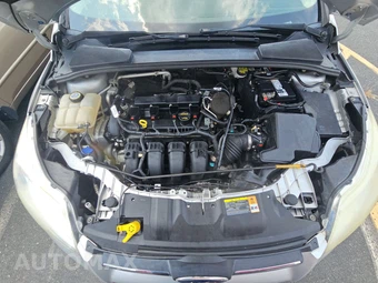 2013 Ford Focus S Sedan – miniatura 15