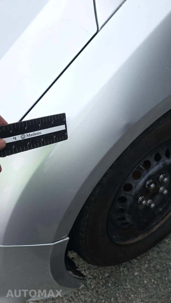 2013 Ford Focus S Sedan – miniatura 26