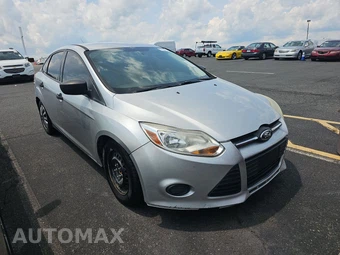 2013 Ford Focus S Sedan – miniatura 3
