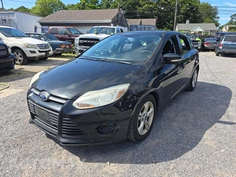 2013 Ford Focus SE Hatchback