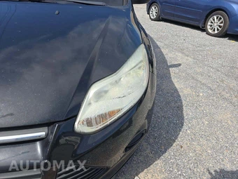 2013 Ford Focus SE Hatchback - miniatura 22
