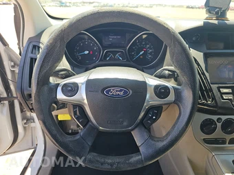 2013 Ford Focus SE Hatchback – miniatura 10