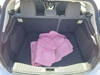 2013 Ford Focus SE Hatchback – miniatura 16