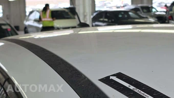 2013 Ford Focus SE Hatchback – miniatura 28