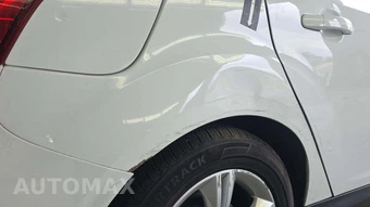 2013 Ford Focus SE Hatchback – miniatura 45