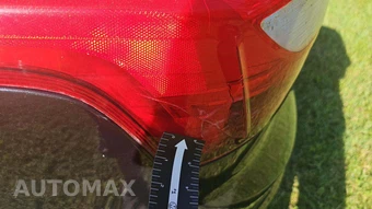 2013 Ford Focus SE Hatchback - miniatura 26