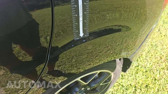 2013 Ford Focus SE Hatchback - miniatura 29
