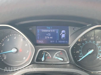 2013 Ford Focus SE Hatchback – miniatura 12