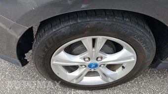 2013 Ford Focus SE Hatchback – miniatura 24
