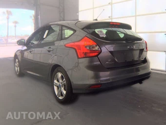 2013 Ford Focus SE Hatchback – miniatura 6
