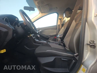 2013 Ford Focus SE Hatchback – miniatura 7