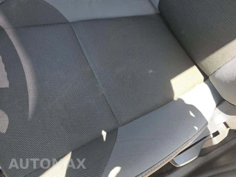 2013 Ford Focus SE Sedan – miniatura 18