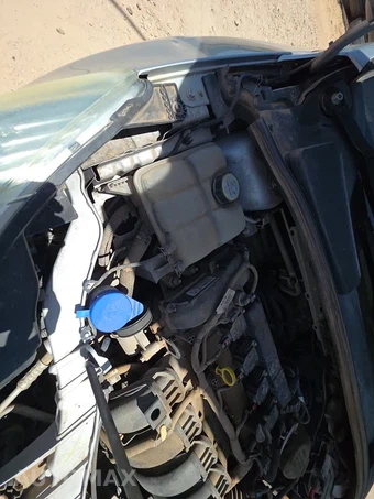2013 Ford Focus SE Sedan – miniatura 30