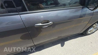 2013 Ford Focus SE Sedan – miniatura 23