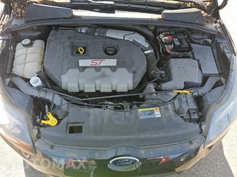 2013 Ford Focus ST Hatchback – miniatura 14