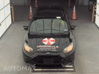 2013 Ford Focus ST Hatchback – miniatura 2