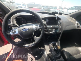 2013 Ford Focus ST Hatchback - miniatura 11