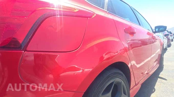 2013 Ford Focus ST Hatchback - miniatura 21