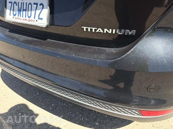 2013 Ford Focus Titanium Hatchback – miniatura 29