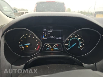 2013 Ford Focus Titanium Hatchback – miniatura 12